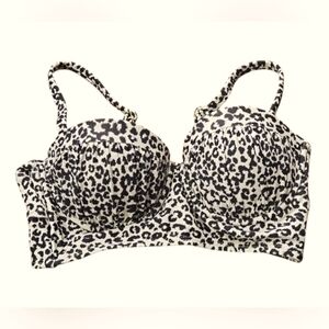 Xhilaration Animal Print bikini top extra small, NWOT